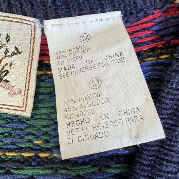Vintage Erika Fair Isle Cottage Dark Floral Sweater Vest Size M Holiday Vintage - Picture 9 of 10
